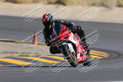 media/Oct-08-2022-SoCal Trackdays (Sat) [[1fc3beec89]]/Turn 10 (945am)/